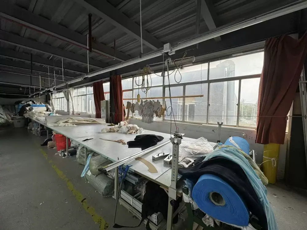 Low MOQ Apparel OEM/ODM Partner in China Garment cutting and finishing table for apparel quality control